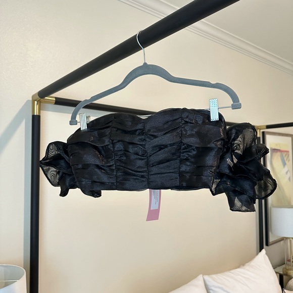 NWT shimmery crop top - Picture 1 of 3